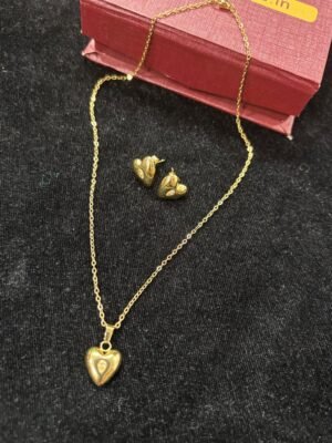 Heart pendant chain